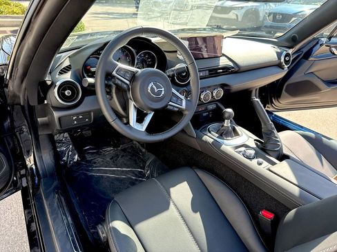 New 2025 MAZDA MX-5 Miata Grand Touring w/ Weather Package RWD image 33