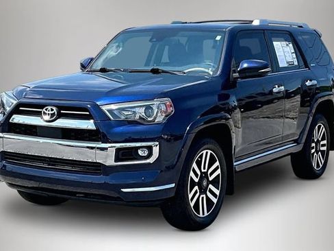 Used 2022 Toyota 4Runner Limited AWD/4WD image 2