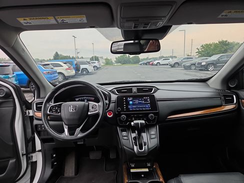 Used 2020 Honda CR-V Touring image 5
