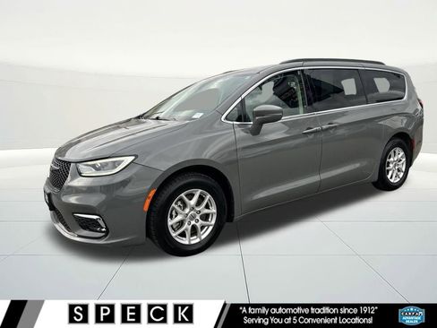 Used 2022 Chrysler Pacifica Touring-L image 1