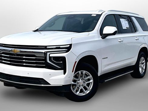 Used 2025 Chevrolet Tahoe LT AWD/4WD image 13