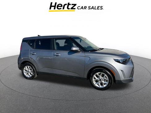 Used 2025 Kia Soul LX w/ LX Technology Package image 1