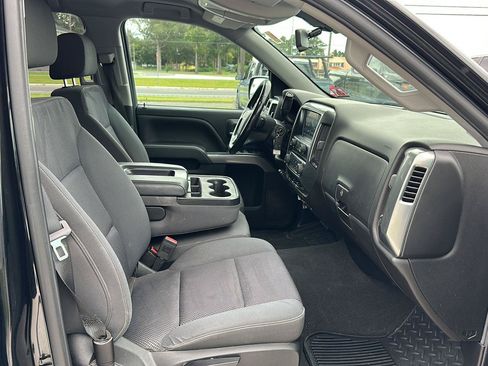 Used 2019 Chevrolet Silverado 1500 LT AWD/4WD image 12