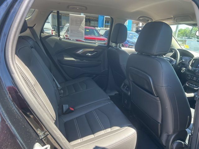 Used 2023 GMC Terrain Denali AWD/4WD image 32