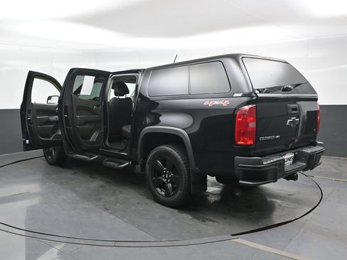 Used 2017 Chevrolet Colorado LT w/ Midnight Edition AWD/4WD image 40
