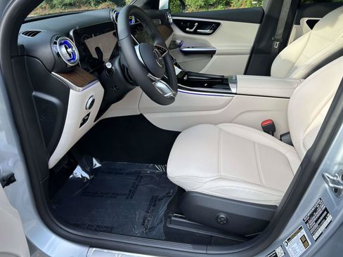 New 2027 Mercedes-Benz GLC 300 4MATIC image 20