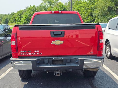 Used 2009 Chevrolet Silverado 1500 2WD Crew Cab w/ Safety Package image 3