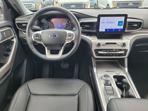 Certified 2023 Ford Explorer XLT w/ Equipment Group 202A AWD/4WD image 12