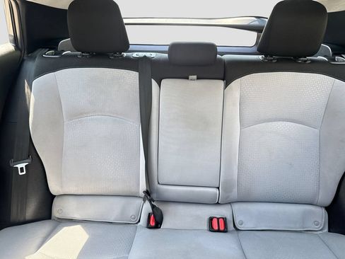 Used 2022 Toyota Prius LE FWD image 16