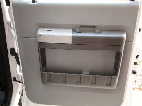 Used 2015 Ford F350 XLT w/ XLT Value Package image 41