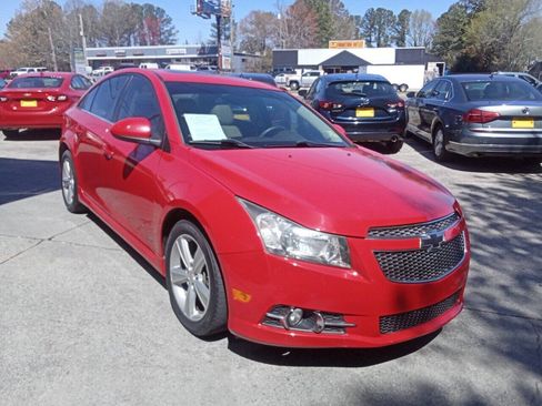 Used 2014 Chevrolet Cruze LT w/ RS Package FWD image 4