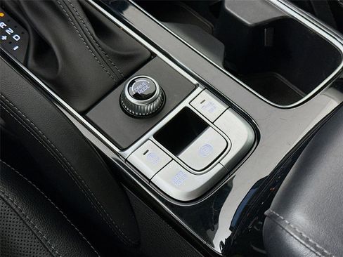 Used 2022 Kia Telluride EX w/ EX Premium Package FWD image 13
