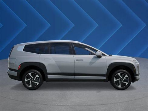 New 2026 Hyundai Ioniq 9 SE w/ Tow & Go Package image 7