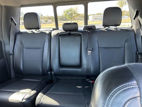 Used 2015 Ford F150 Lariat w/ Equipment Group 502A Luxury image 17