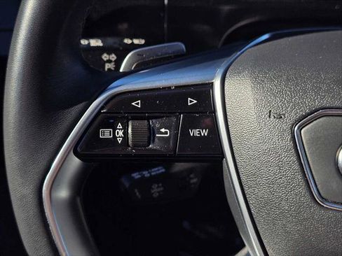 Used 2024 Audi Q8 e-tron Premium Plus image 36