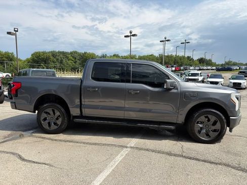 Used 2022 Ford F150 Lightning Lariat w/ Equipment Group 511A High AWD/4WD image 8