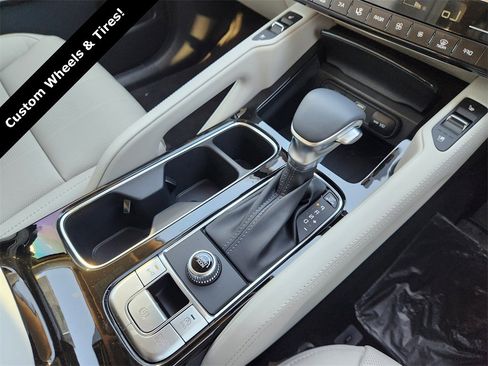 New 2025 Kia Telluride EX image 15