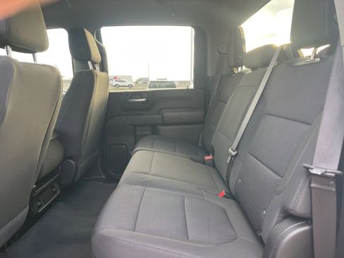 Certified 2022 Chevrolet Silverado 2500 Custom w/ Gooseneck/5TH Wheel Package image 16