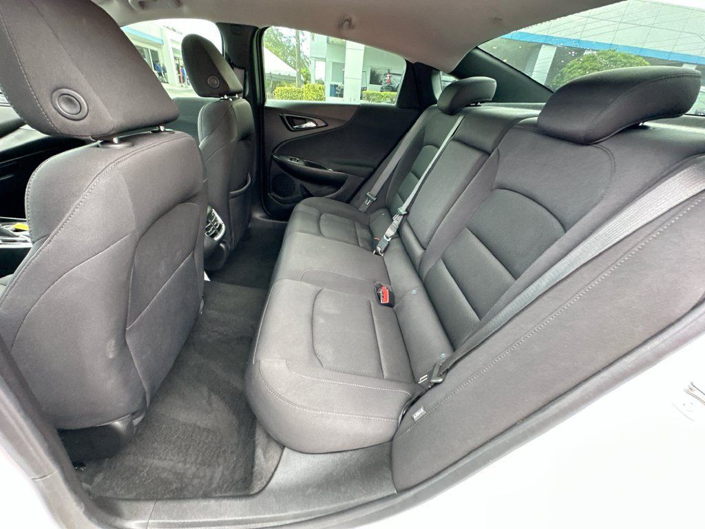 Used 2024 Chevrolet Malibu LT FWD image 23