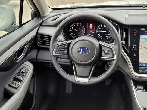 Certified 2025 Subaru Outback Premium AWD/4WD image 6