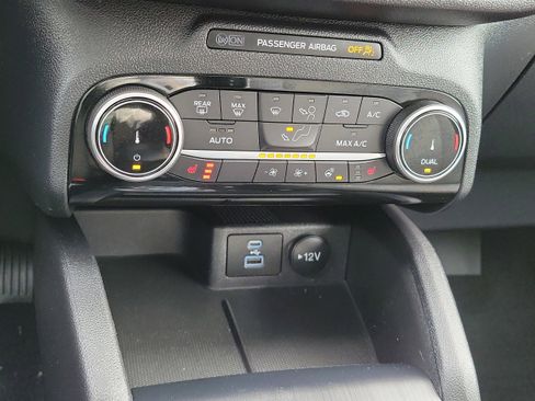 Certified 2022 Ford Escape SE w/ Convenience Package image 21