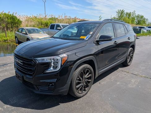 Used 2023 GMC Terrain SLT w/ Elevation Edition AWD/4WD image 5