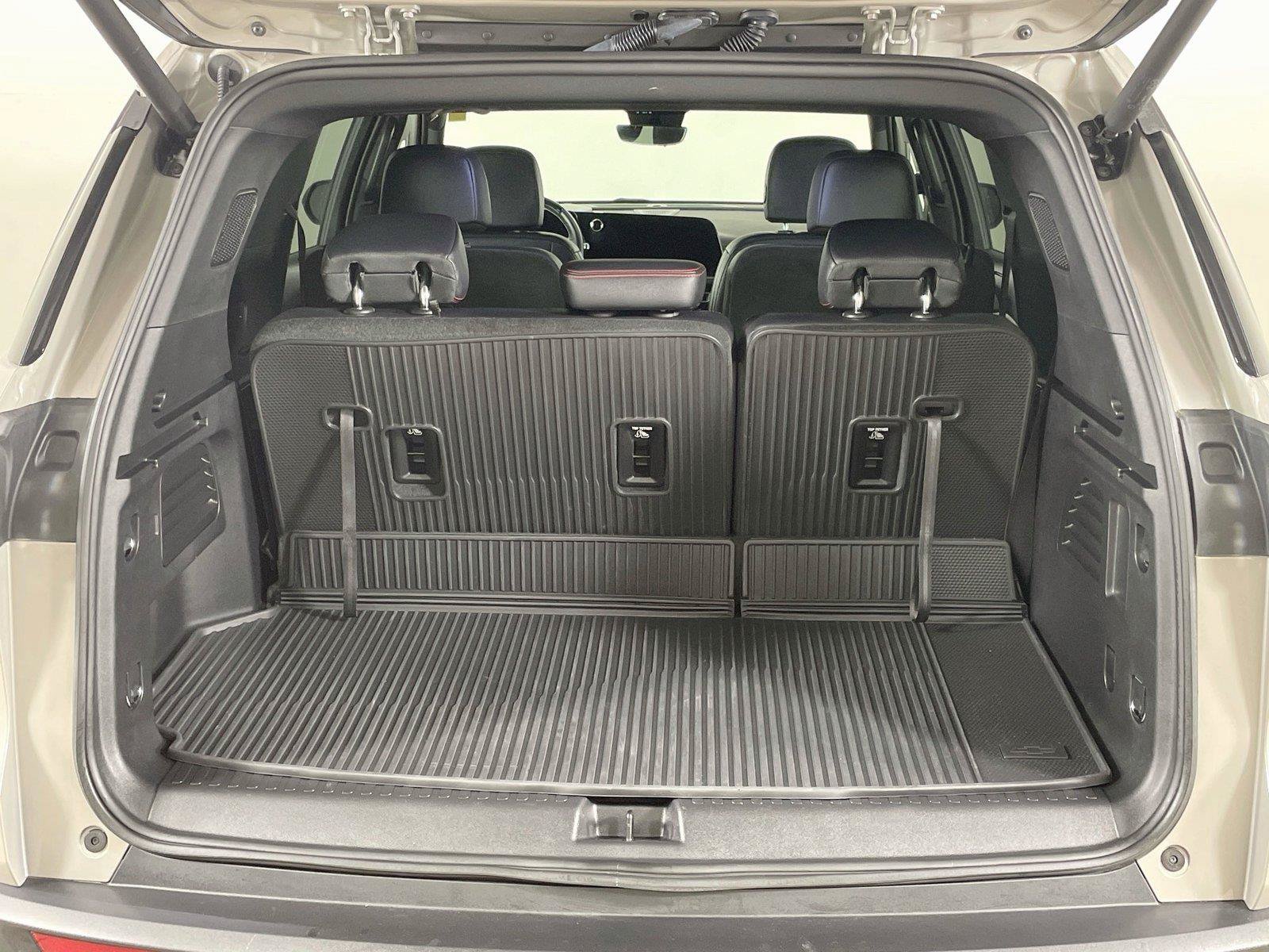 Used 2026 Chevrolet Traverse Z71 w/ Enhanced Driving Package AWD/4WD image 24