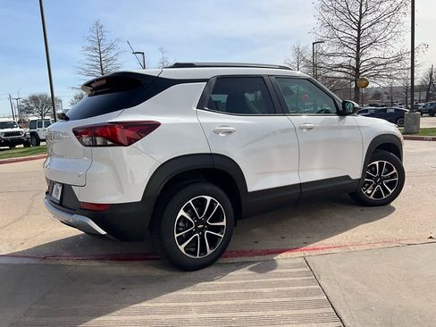 Used 2025 Chevrolet TrailBlazer LT image 6