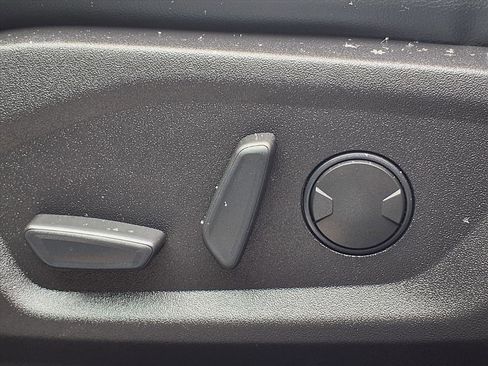 Used 2022 Ford Edge SEL w/ Convenience Package image 22