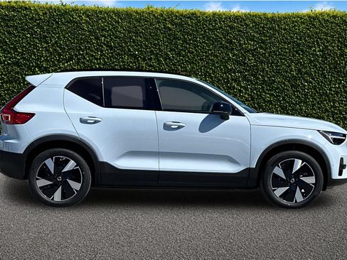 New 2026 Volvo EX40 Plus AWD/4WD image 7
