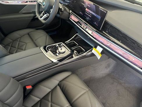 New 2026 BMW 740i xDrive AWD/4WD image 14