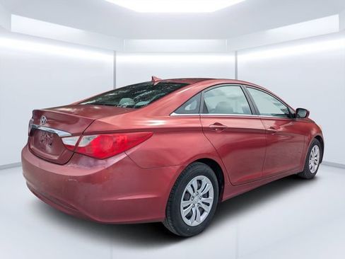 Used 2013 Hyundai Sonata GLS FWD image 3