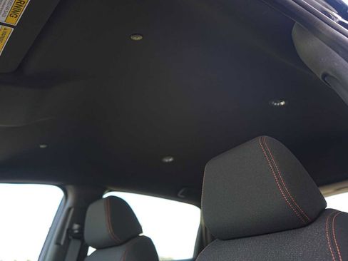 Used 2025 Honda HR-V Sport image 26