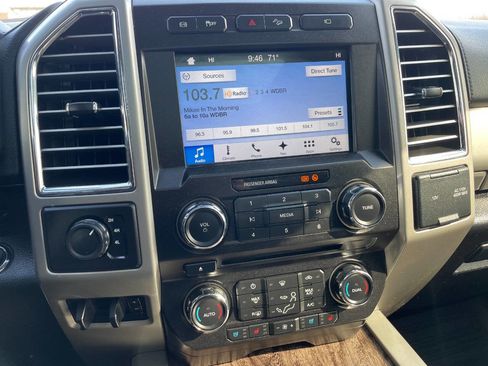 Used 2017 Ford F350 Lariat w/ Lariat Ultimate Package image 36