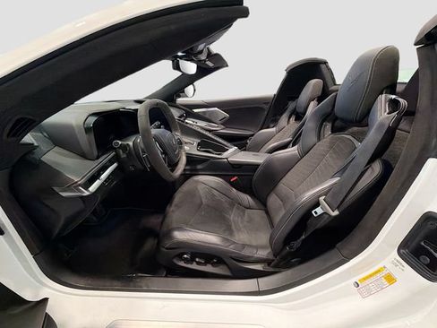 Used 2023 Chevrolet Corvette Stingray Premium Conv w/ Z51 Performance Package RWD image 20