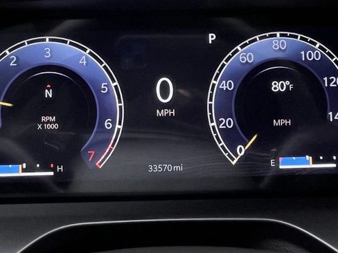 Certified 2024 Jeep Grand Cherokee L Laredo w/ Luxury Tech Group I AWD/4WD image 12