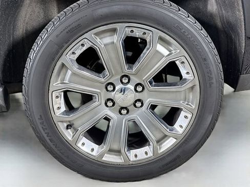 Used 2015 GMC Yukon Denali w/ Touring Package AWD/4WD image 35