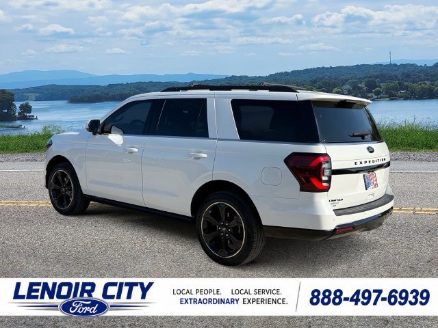 Used 2024 Ford Expedition Limited AWD/4WD image 5