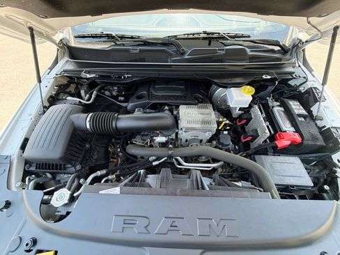Used 2022 RAM 1500 Limited w/ Body-Colour Bumper Group AWD/4WD image 34