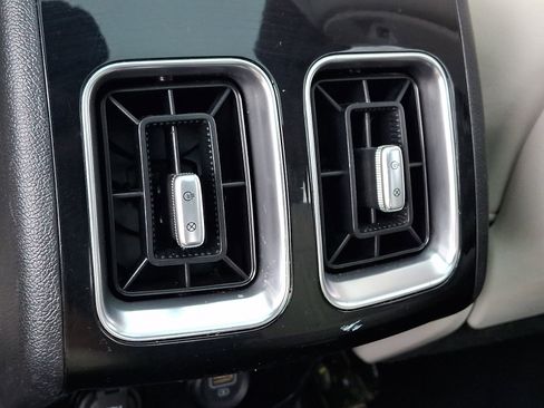 Used 2021 Kia Sorento SX image 13