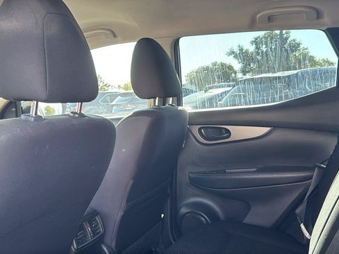 Used 2021 Nissan Rogue Sport S AWD/4WD image 24