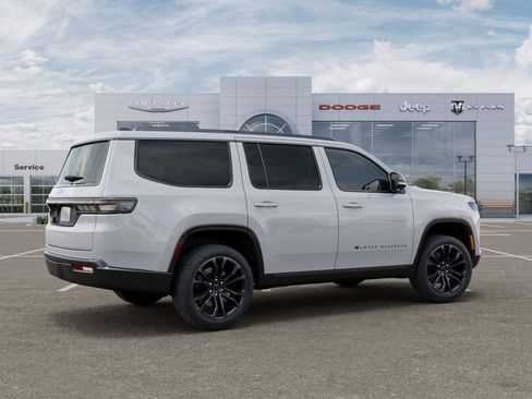 New 2026 Jeep Grand Wagoneer Summit image 4