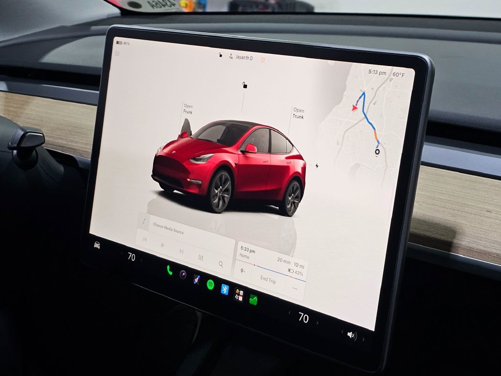Used 2023 Tesla Model Y Long Range AWD/4WD image 29
