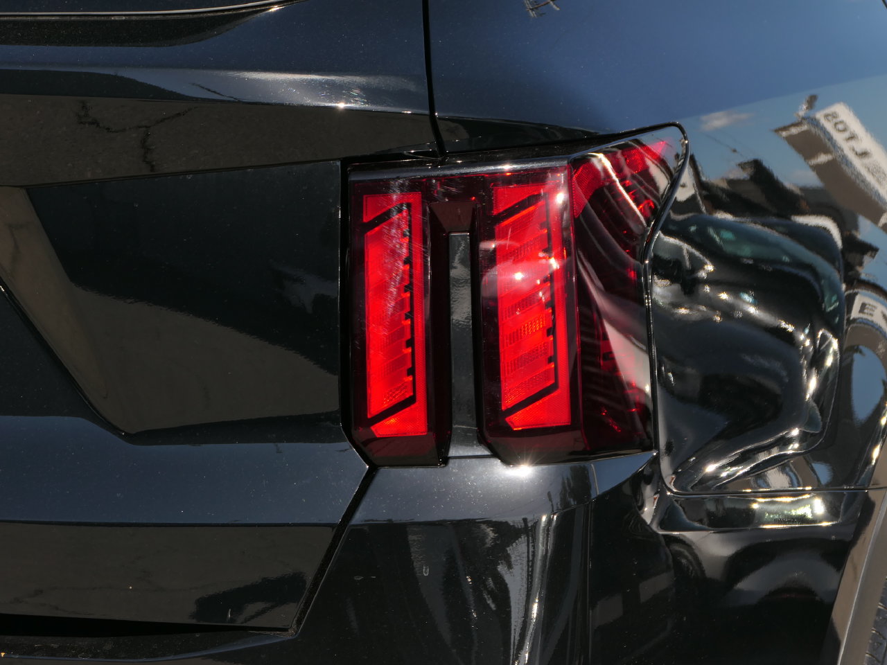 Certified 2026 Kia Sorento S FWD image 3
