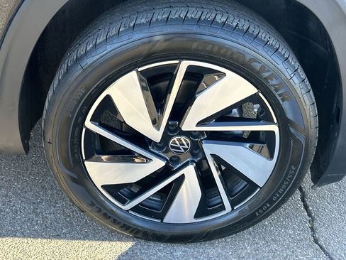 Certified 2024 Volkswagen Atlas SE AWD/4WD image 7