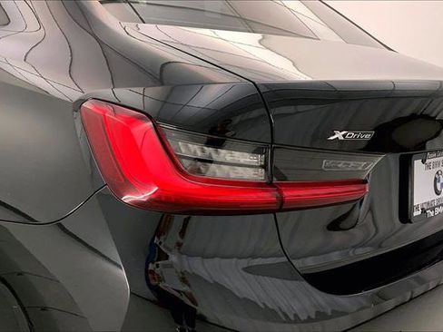 Used 2019 BMW 330i xDrive Sedan w/ Premium Package image 28