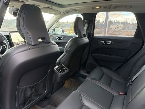 New 2026 Volvo XC60 B5 Ultra w/ Protection Package Premier image 20