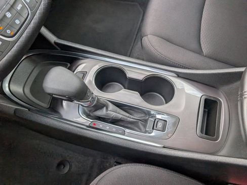 Used 2024 Chevrolet Malibu LT FWD image 18