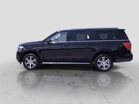 Used 2023 Ford Expedition Max XLT AWD/4WD image 5