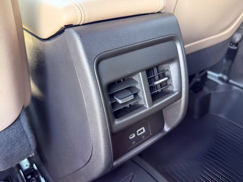 Used 2024 Cadillac XT4 Luxury w/ LPO, Floor Liner Package FWD image 25